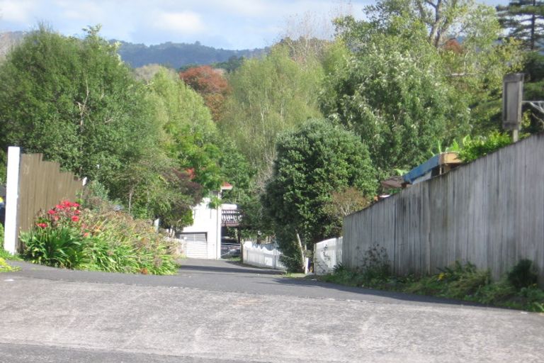 Photo of property in 18 Borich Road, Sunnyvale, Auckland, 0612