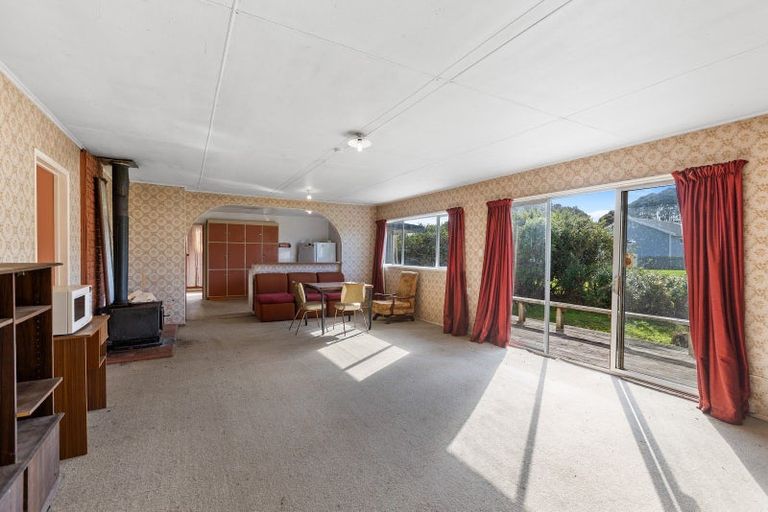 Photo of property in 6 Briscoe Street, Awakino, Mokau, 4376