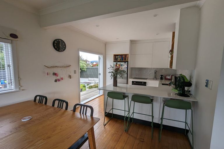 Photo of property in 50 Hollis Road, Paraparaumu Beach, Paraparaumu, 5032