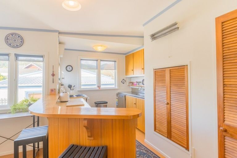 Photo of property in 36 Moana Road, Paraparaumu, 5032