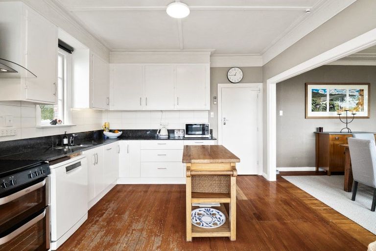 Photo of property in 7 Lock Street, Saint Clair, Dunedin, 9012