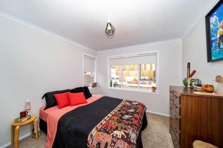 Photo of property in 14 Mount View Place, Spotswood, New Plymouth, 4310