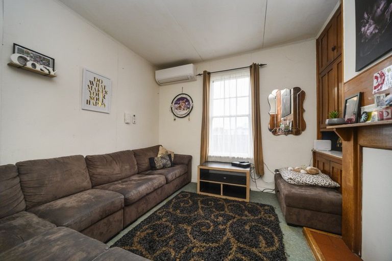 Photo of property in 14 Fairs Road, Milson, Palmerston North, 4414