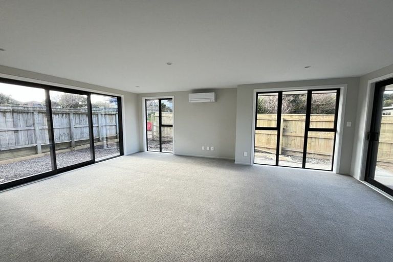 Photo of property in 9 Barque Crescent, Whitby, Porirua, 5024