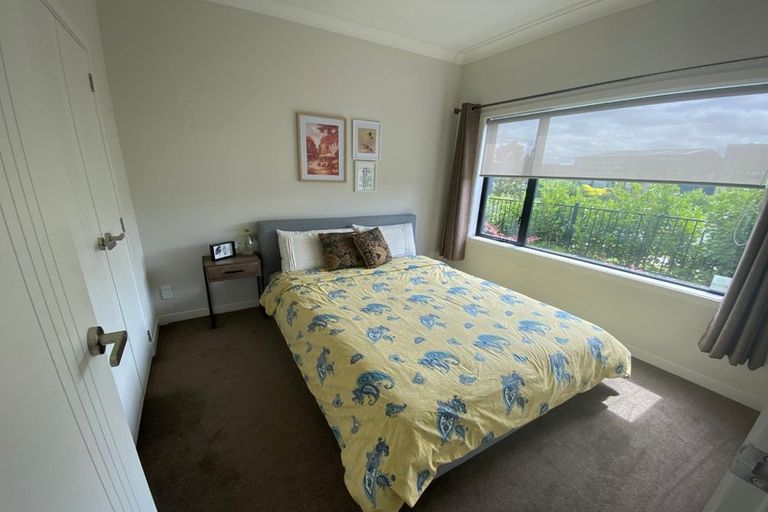Photo of property in 20 Liberation Road, Papakura, 2110