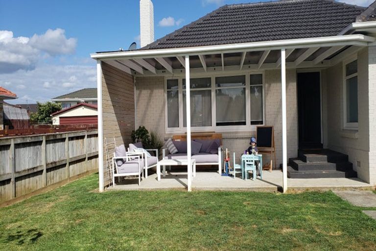 Photo of property in 1/17 Coates Road, Papatoetoe, Auckland, 2025