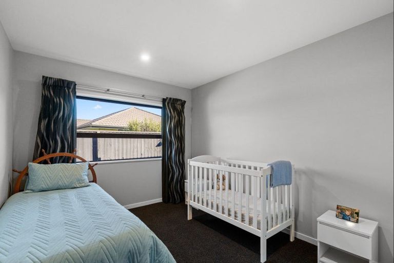 Photo of property in 5 Guinea Drive, Prebbleton, 7604