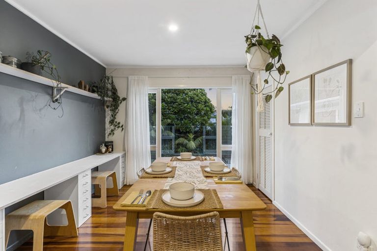 Photo of property in 6 Tilden Avenue, Hillcrest, Auckland, 0627