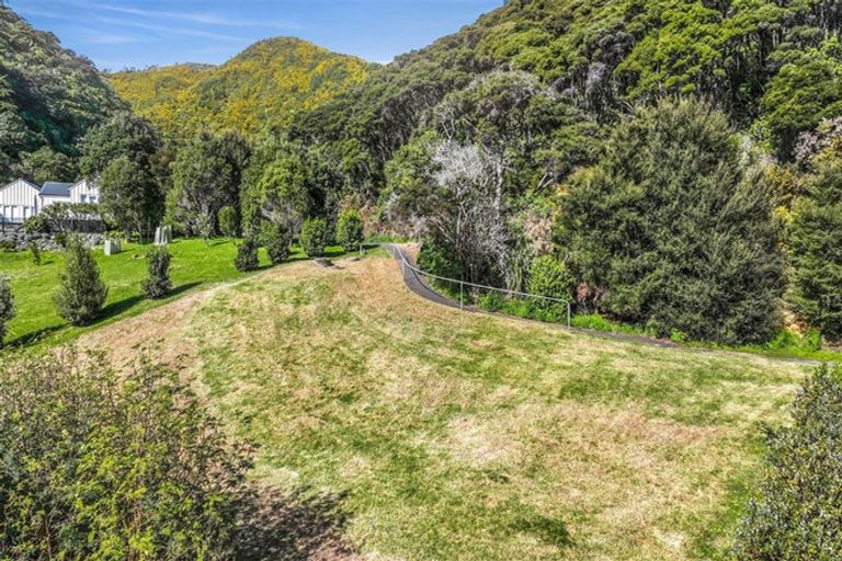 Photo of property in 1311 Abel Tasman Drive, Tata Beach, Takaka, 7183