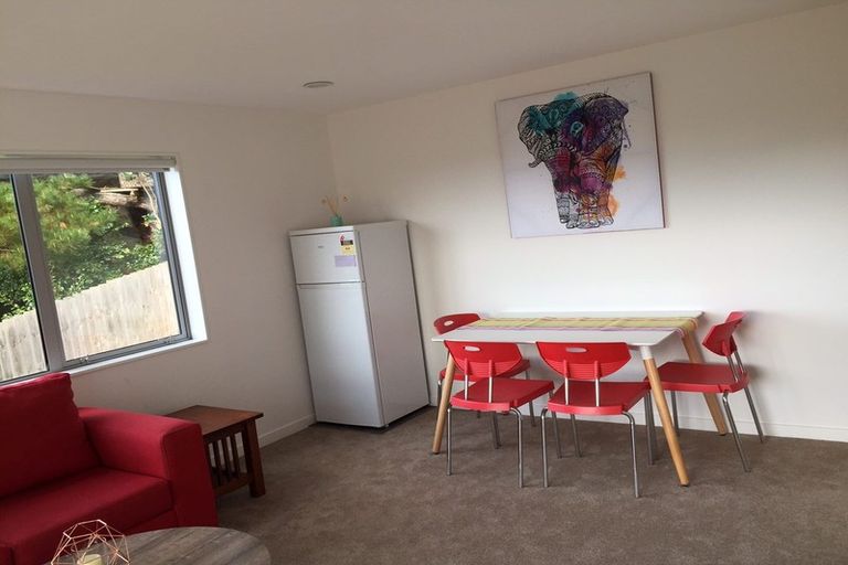 Photo of property in 104 Fairview Avenue, Fairview Heights, Auckland, 0632