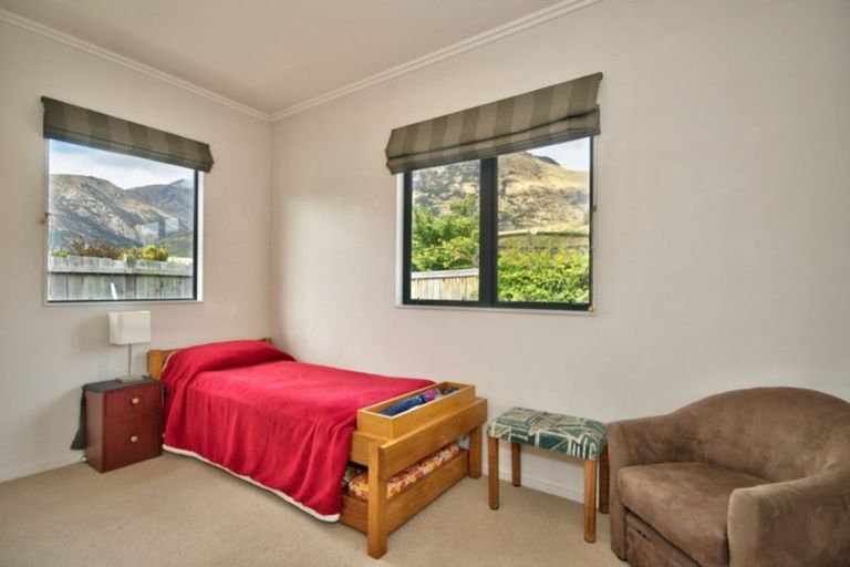 Photo of property in 20 Herries Lane, Lake Hayes, Queenstown, 9304