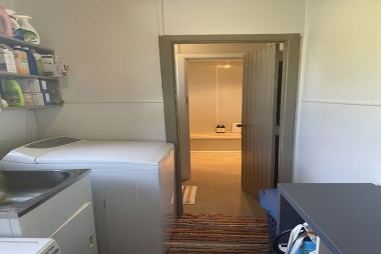 Photo of property in 3 Raymond Street, Bluff, 9814