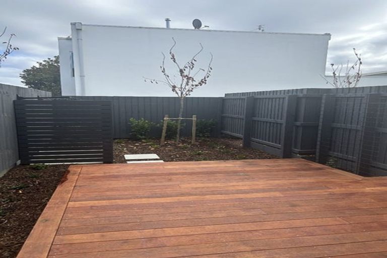 Photo of property in 2/60 Derby Street, St Albans, Christchurch, 8014