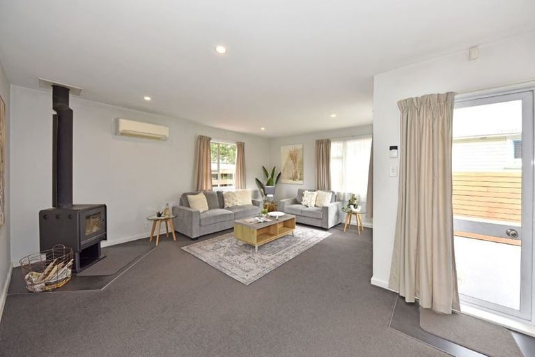 Photo of property in 52 Moreland Avenue, Papanui, Christchurch, 8053