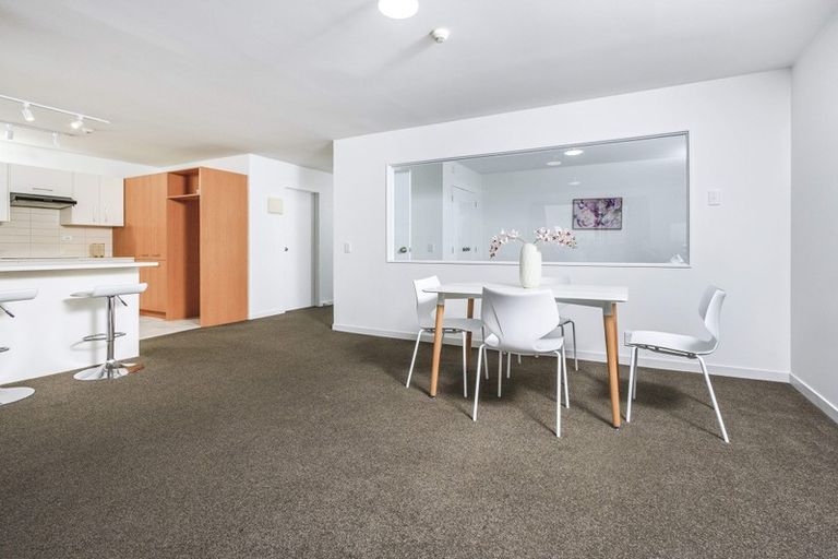 Photo of property in 12/241 Hinemoa Street, Birkenhead, Auckland, 0626