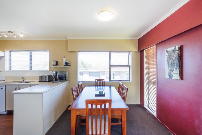 Photo of property in 7 Moyne Avenue, Milson, Palmerston North, 4414