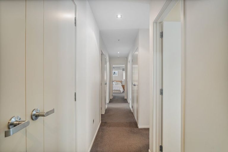 Photo of property in 30 Aquila Drive, Whitianga, 3510