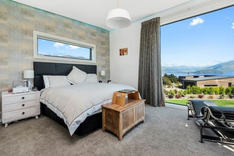 Photo of property in 25 Mount Gold Place, Wanaka, 9305