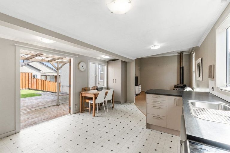 Photo of property in 7 Derby Street, Green Island, Dunedin, 9018
