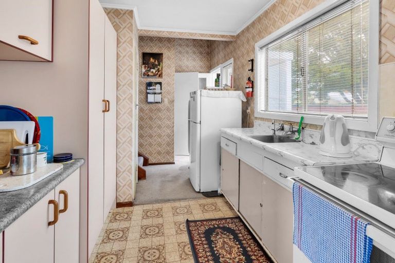 Photo of property in 300 Malfroy Road, Pomare, Rotorua, 3015