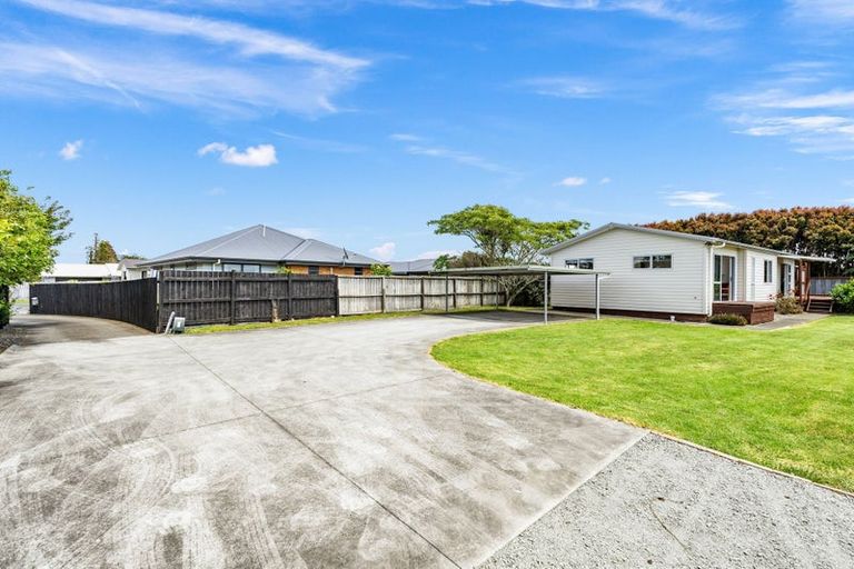 Photo of property in 15 Lowburn Avenue, Waipu, 0510