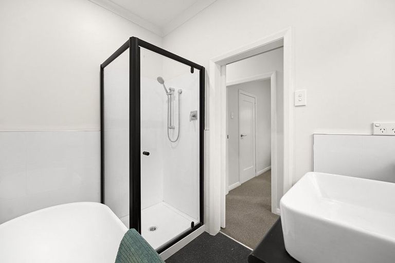 Photo of property in 1 Marire Avenue, Frankton, Hamilton, 3204