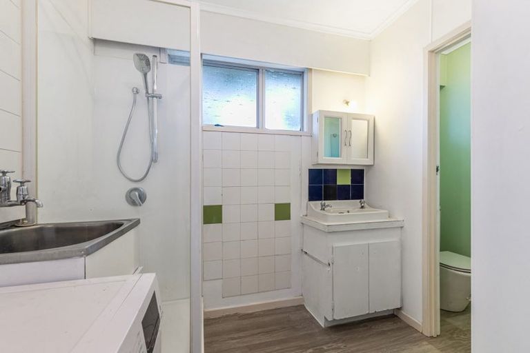 Photo of property in 1/3149 Great North Road, New Lynn, Auckland, 0600