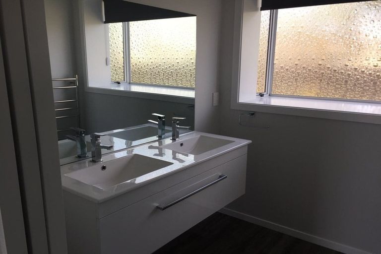 Photo of property in 17 Caithness Street, New Brighton, Christchurch, 8083