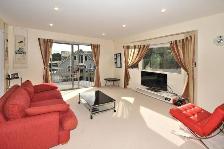 Photo of property in 17e Balmain Road, Birkenhead, Auckland, 0626