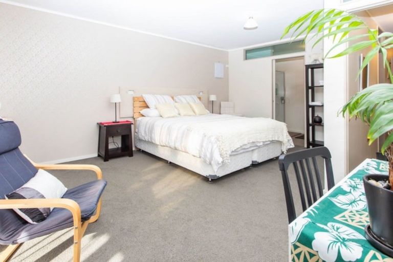 Photo of property in 33 Kyle Road, Waipukurau, 4281