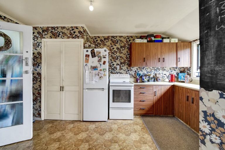 Photo of property in 242 Turuturu Road, Hawera, 4674