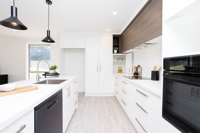 Photo of property in 92 Blairlogie Close, Otatara, 9879