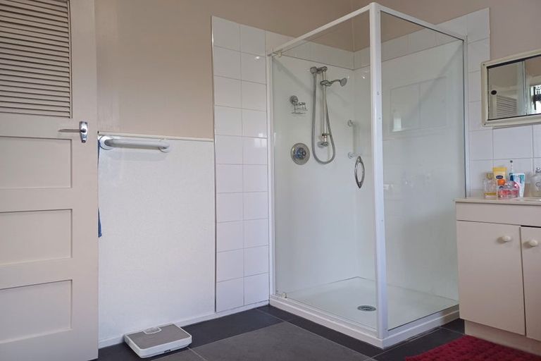 Photo of property in 298 Palmerston Street, Westport, 7825