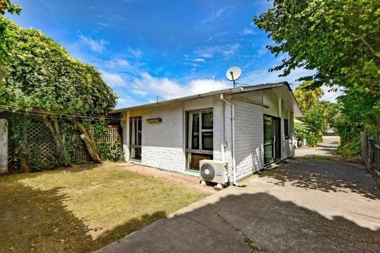 Photo of property in 2/527 Cashel Street, Linwood, Christchurch, 8011