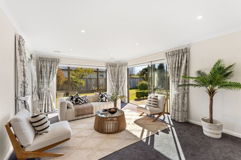 Photo of property in 12 Christow Court, Paraparaumu, 5032