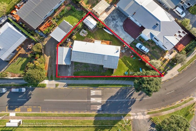 Photo of property in 304 Dickson Road, Papamoa Beach, Papamoa, 3118