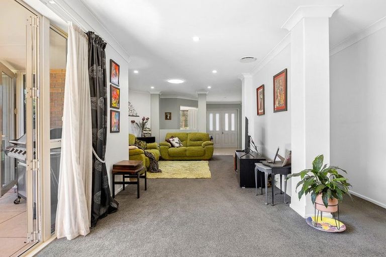 Photo of property in 9 Gibbs Drive, Woodend, 7610