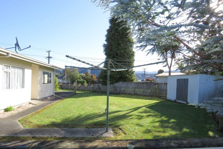 Photo of property in 77 Buller Road, Reefton, 7830