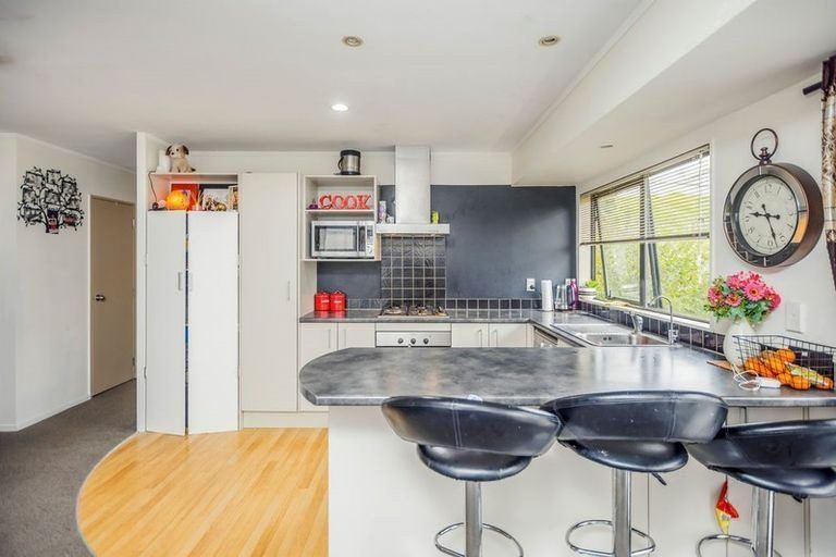 Photo of property in 74 Malaspina Place, Papatoetoe, Auckland, 2025