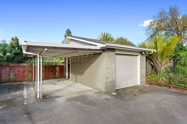 Photo of property in 8 Nimmo Avenue, Waikanae, 5036