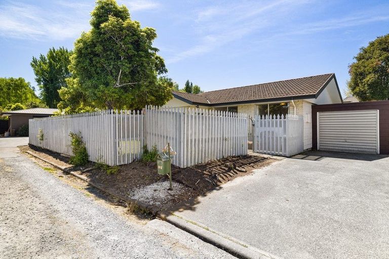 Photo of property in 31 Lakewood Drive, Burwood, Christchurch, 8083