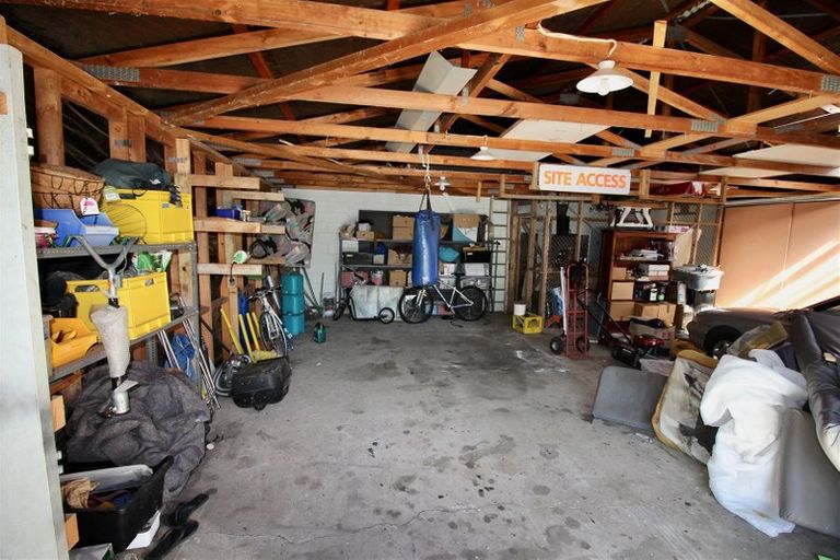 Photo of property in 16 Lee Street, Whitianga, 3510