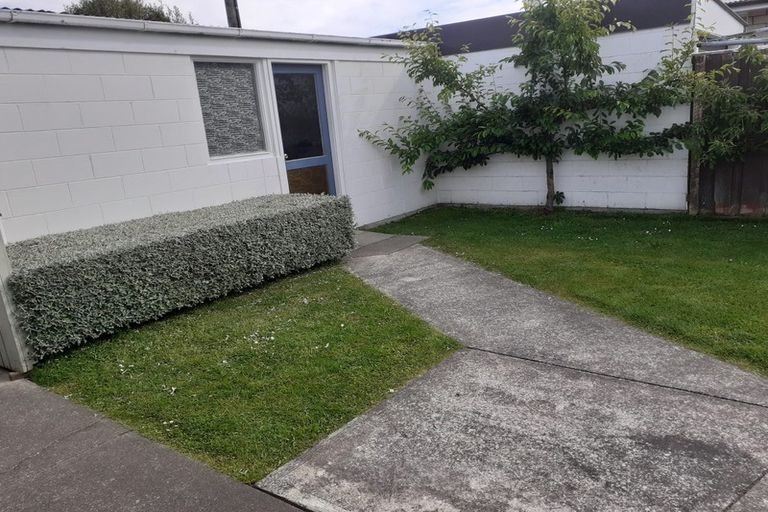 Photo of property in 2/20 Prossers Road, Saint Martins, Christchurch, 8022