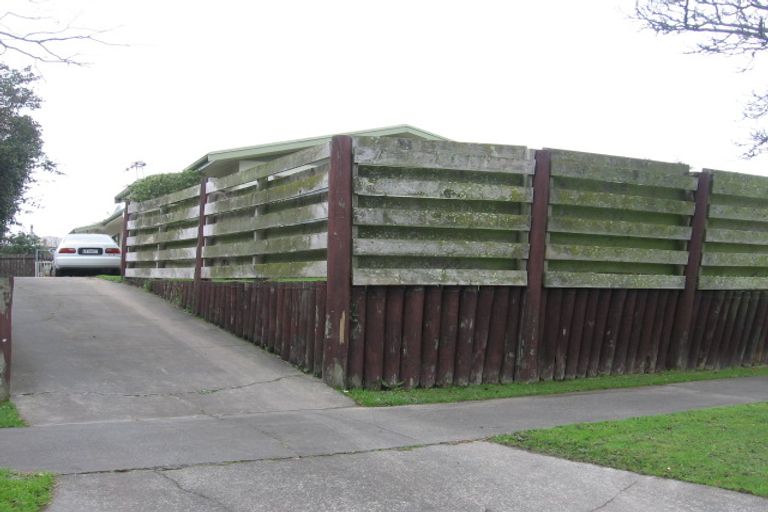 Photo of property in 11a Kaimanawa Street, Kelvin Grove, Palmerston North, 4414