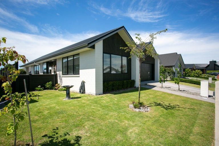 Photo of property in 7 Lewis Way, Cambridge, 3434