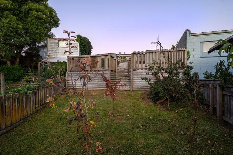 Photo of property in 84 Pandora Avenue, Sunnybrook, Rotorua, 3015