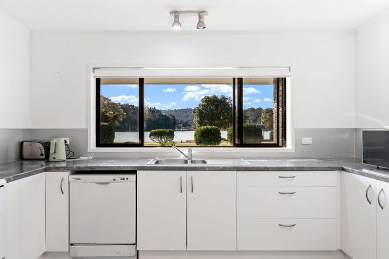 Photo of property in 2 Dunbar Road, Point Wells, Warkworth, 0986