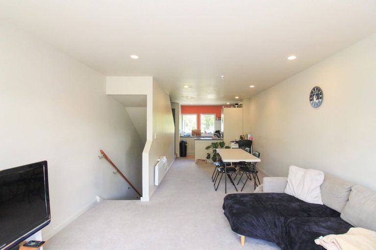 Photo of property in 152g Tasman Street, Mount Cook, Wellington, 6021