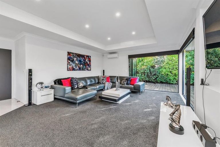 Photo of property in 1/11 Teal Close, Woolston, Christchurch, 8023