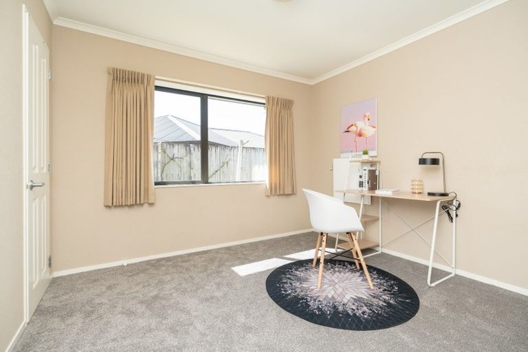 Photo of property in 10 Tarrango Way, Rototuna, Hamilton, 3210